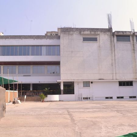 Club Emerald Βομβάη Εξωτερικό φωτογραφία