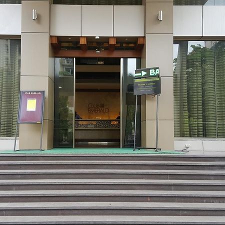 Club Emerald Βομβάη Εξωτερικό φωτογραφία