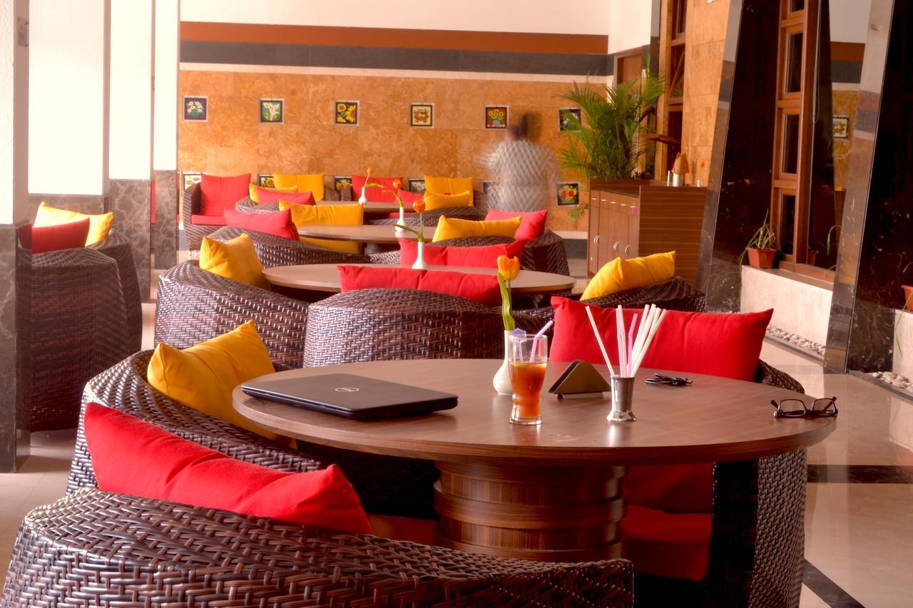 Club Emerald Βομβάη Εξωτερικό φωτογραφία